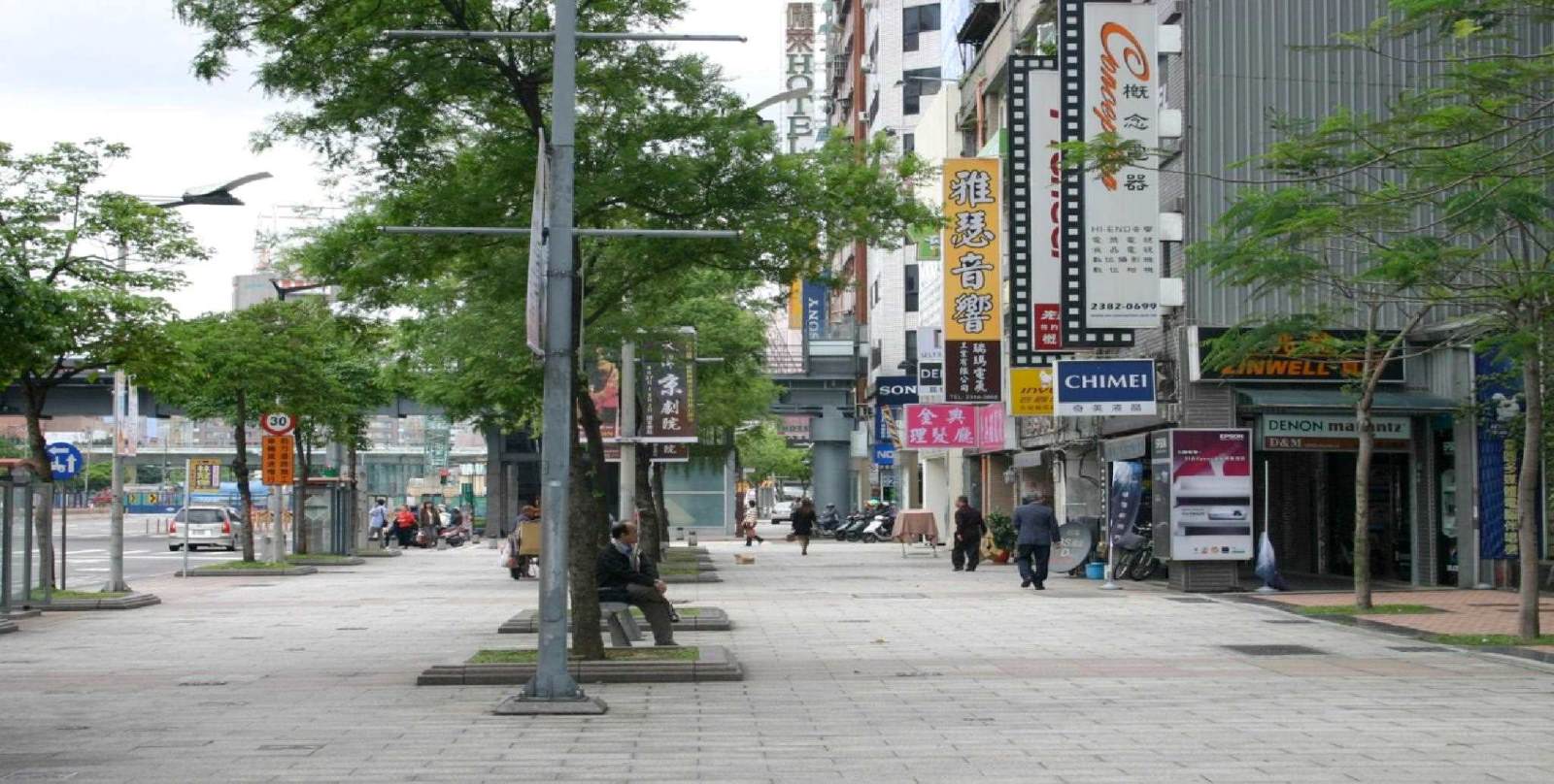 臺北市新中華路影音電器街2