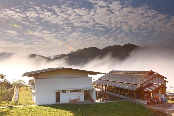 雲林縣古坑鄉草嶺形象商圈