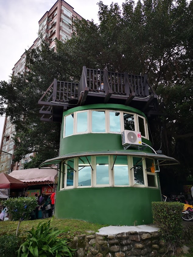 八里渡船頭商圈2