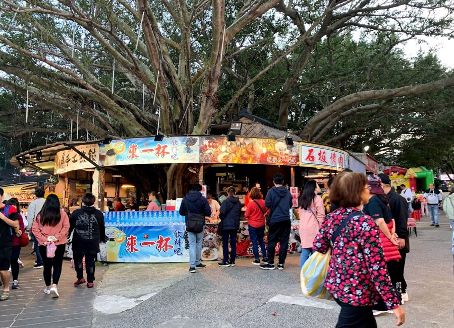 八里渡船頭商圈4